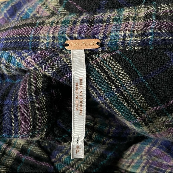 Free People Juniper Ridge Snap Side Plaid Button Down Top 35204 - Picture 14 of 16